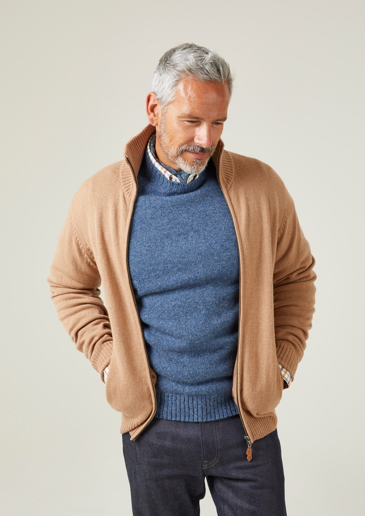 Ballater Lambswool Zipped Jumper in Camel - Regular Fit