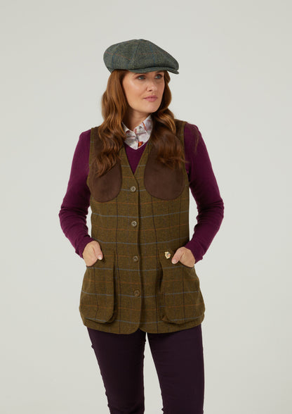 Combrook Ladies Tweed Shooting Waistcoat In Hazel 