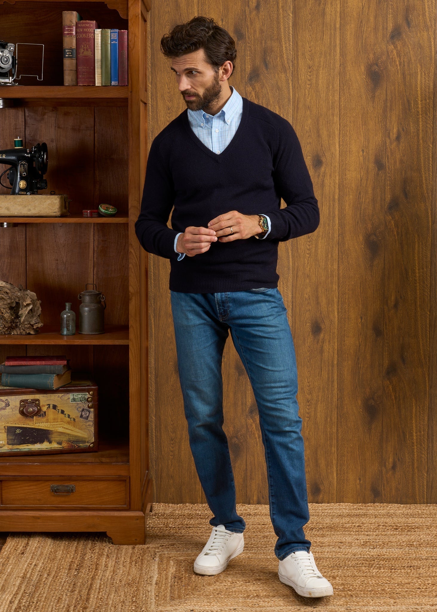 Hampshire Lambswool Jumper in Navy