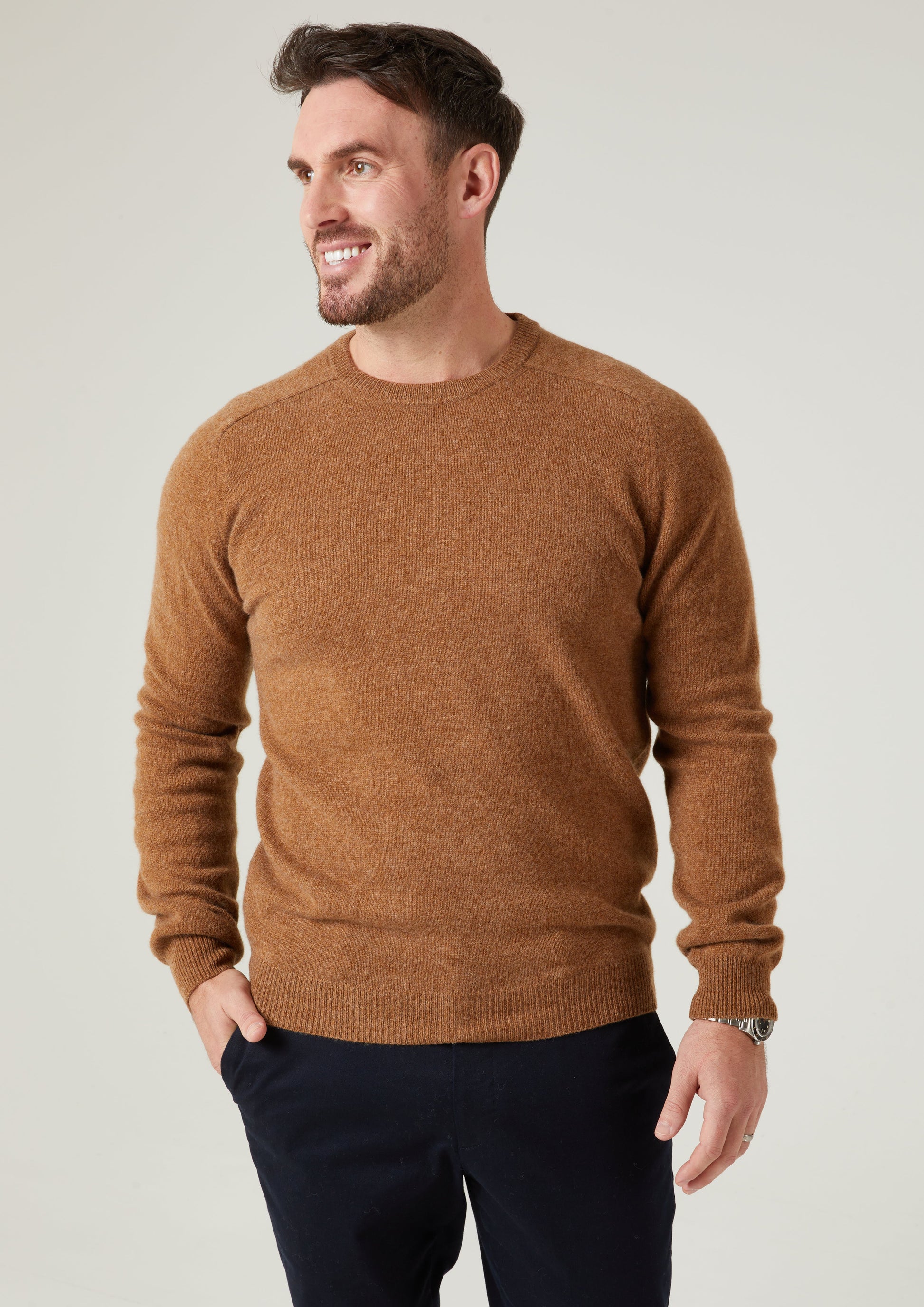 Lenzie Men's Lambswool Jumper In Driftwood