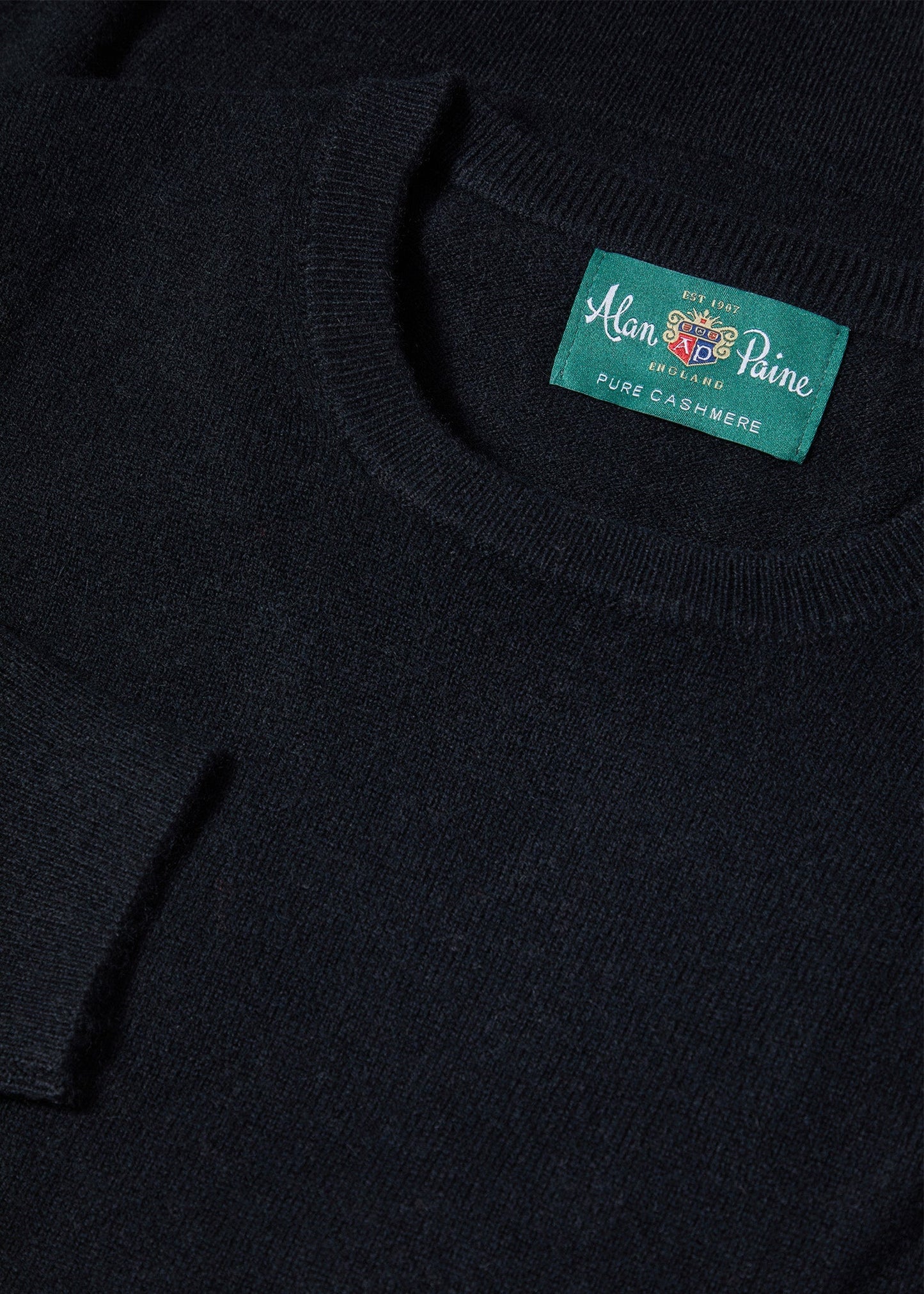 Melfort-Black-Cashmere-Jumper