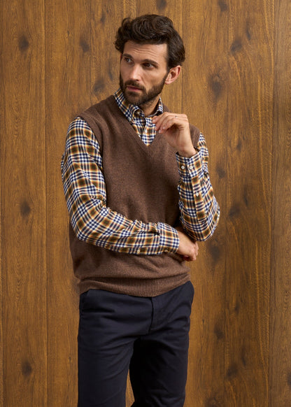 Norfolk Men's Lambswool Slipover in Tobacco