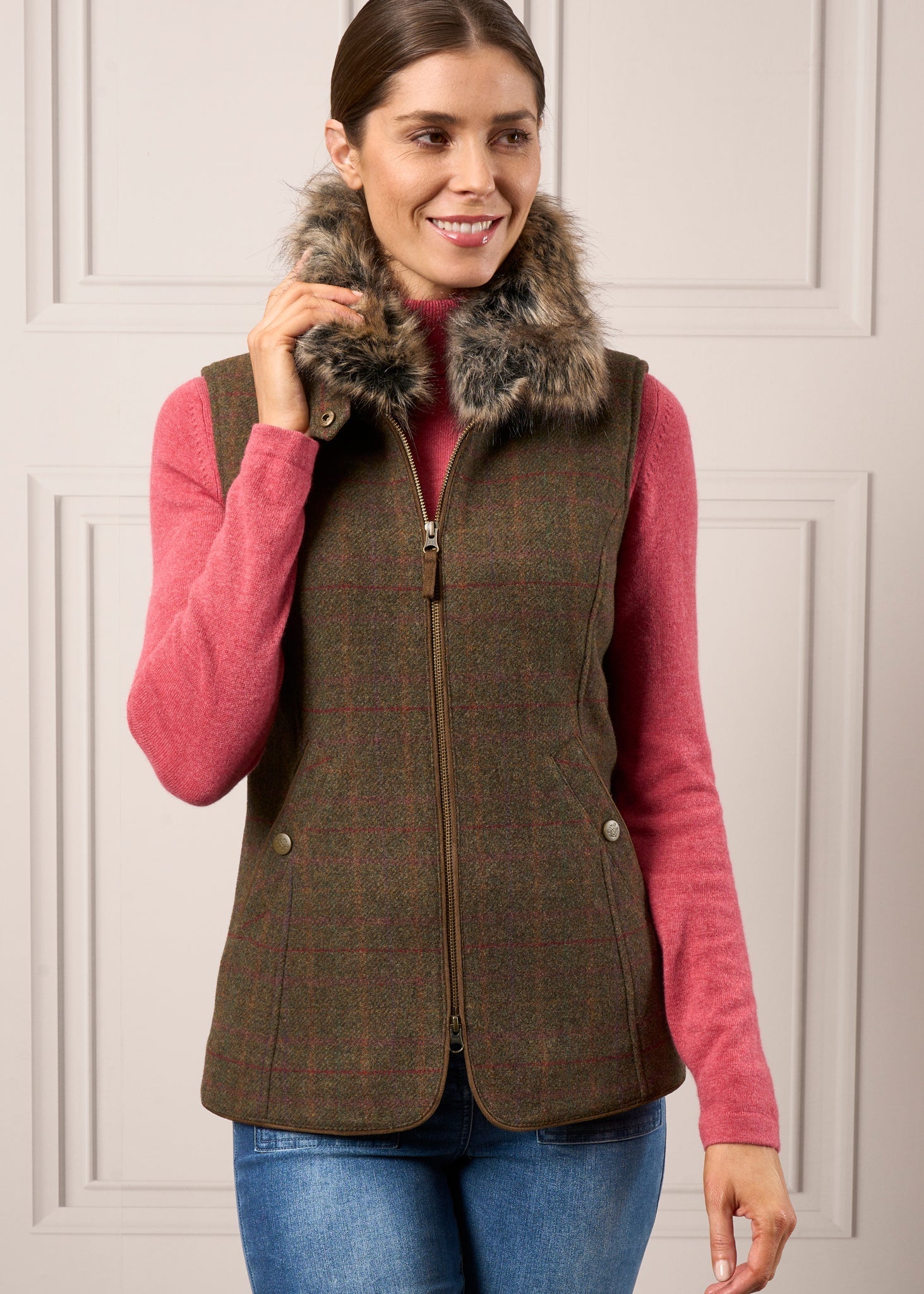 Surrey Ladies Tweed Gilet In Hemlock