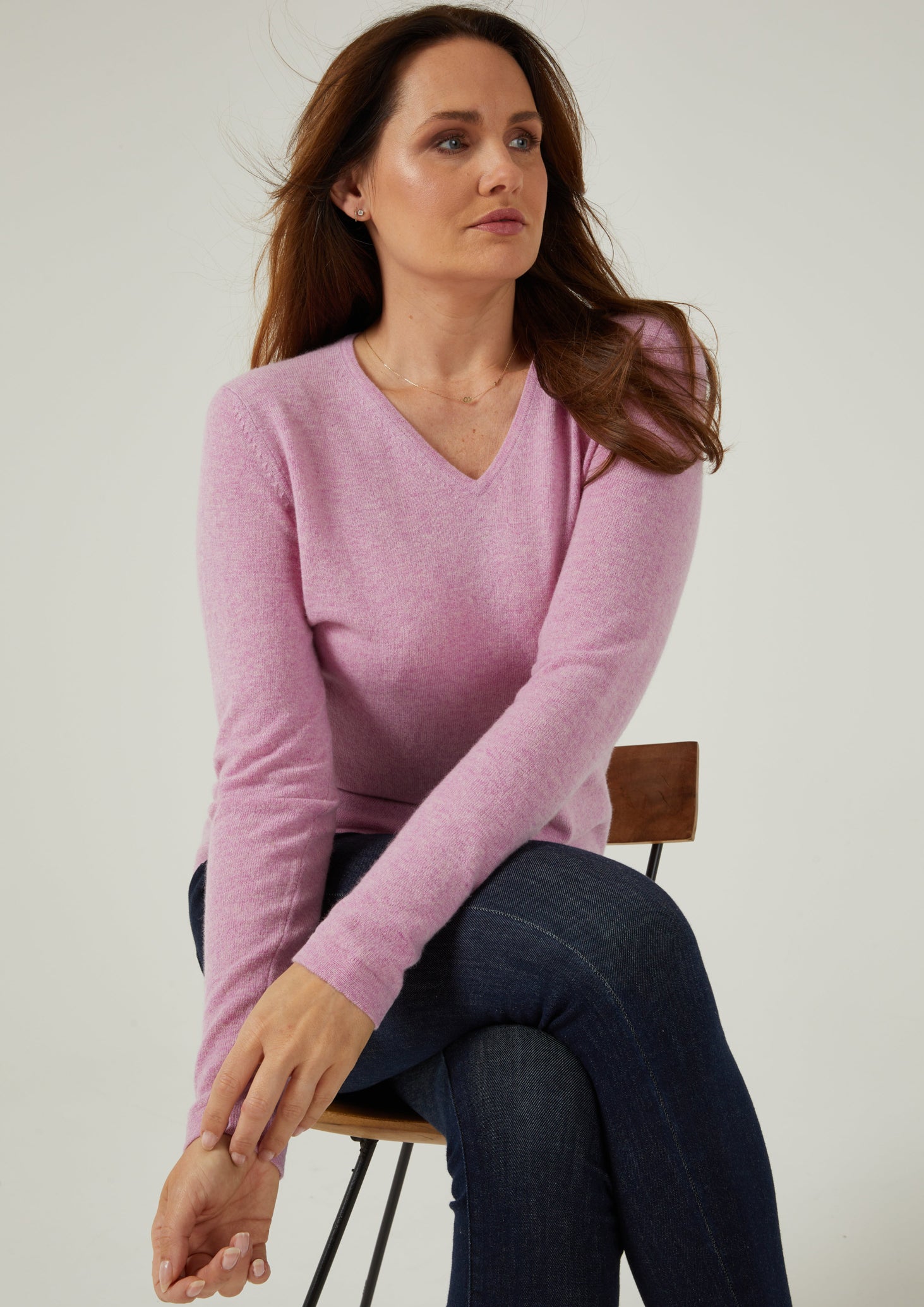 Ladies Geelong Lambswool Vee Neck Jumper In Flamingo