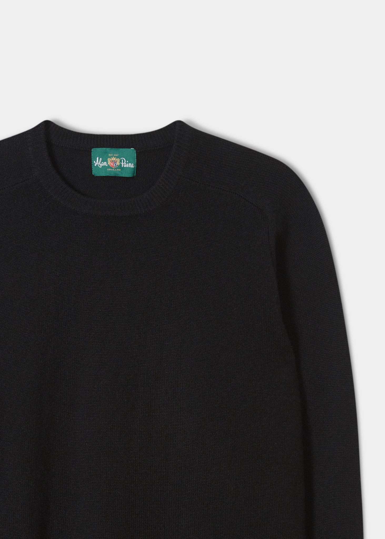 mens-lambswool-jumper-black