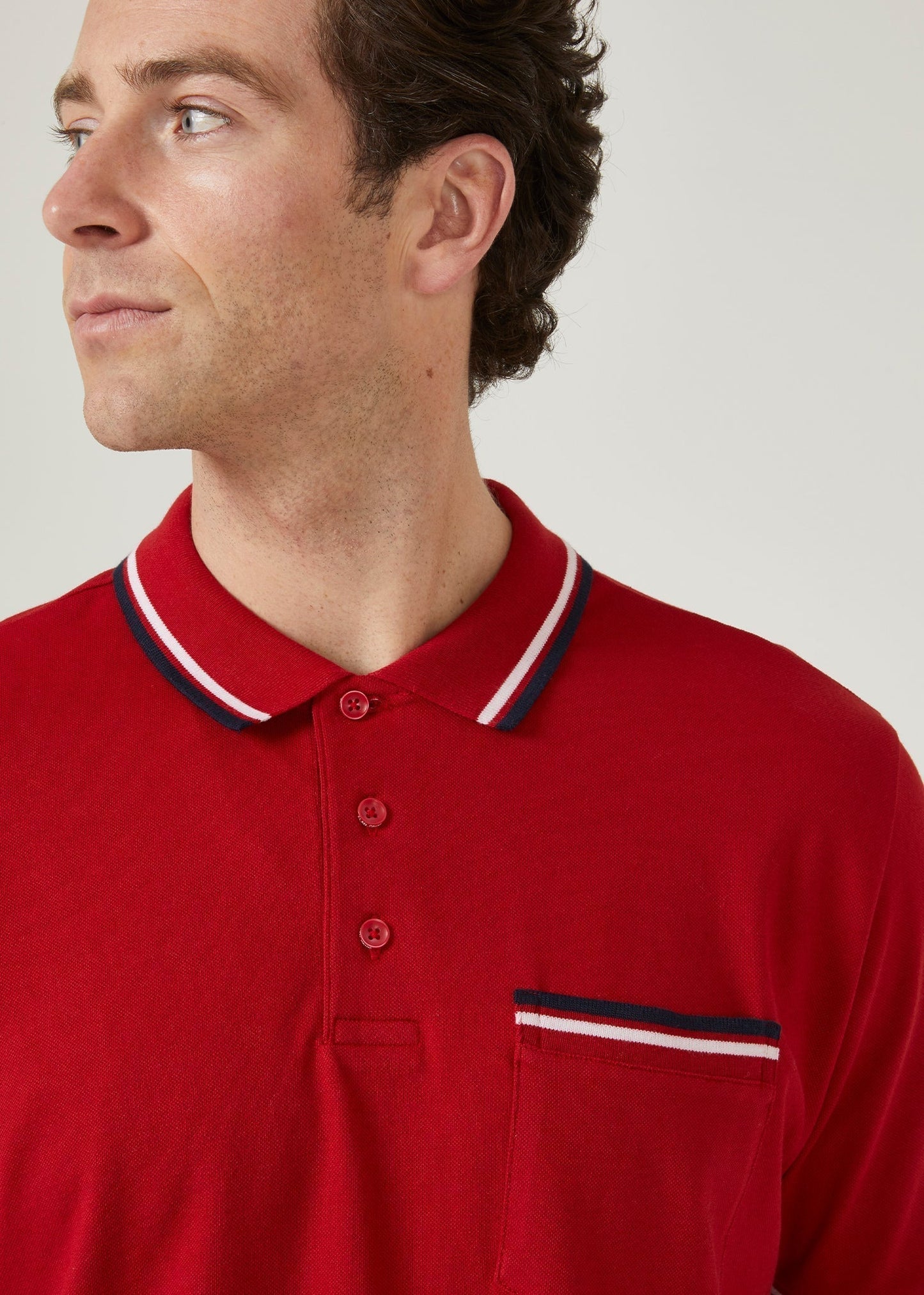 short sleeved cotton pique polo shirt with trim in rosso red.